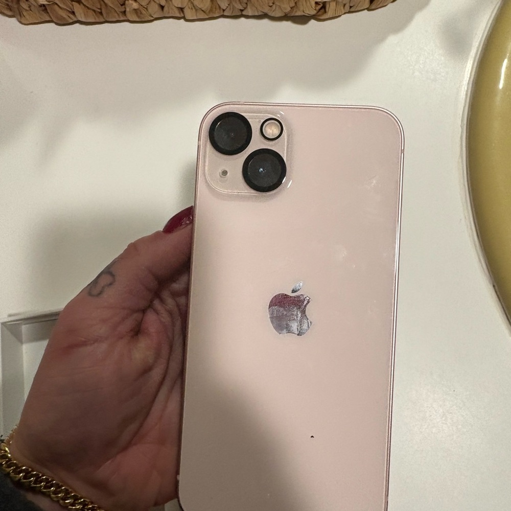Apple iPhone in Light Pink